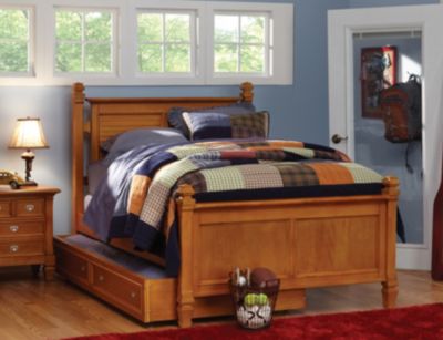 Twin Poster Bed