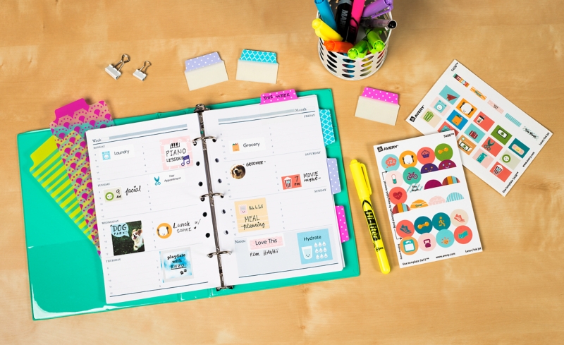 Save a bundle by creating your own planner stickers with free printables in the Avery Design & Print software.