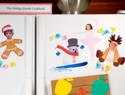 Get Attracted to Magnetic Paper Dolls