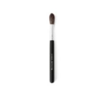 Crease Defining Brush