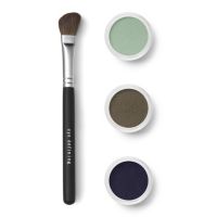 Get the Look: Timeless Twist with Brush