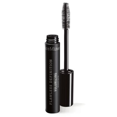 Volumizing Mascara on Flawless Definition Volumizing Mascara