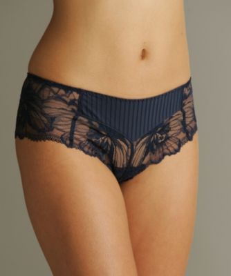 Nina Boy Short