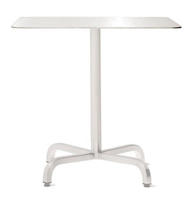 20-06 Square Cafe Table