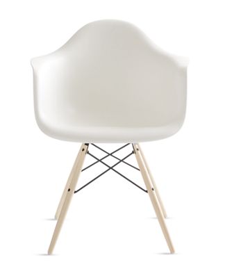 Eames® Molded Plastic Dowel-Leg Armchair (DAW), Maple