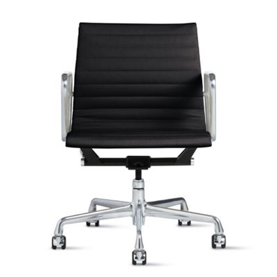 Eames® Aluminum Management Chair - Vicenza Leather