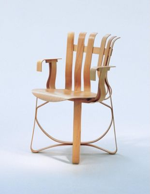 Gehry Hat Trick™ Armchair 