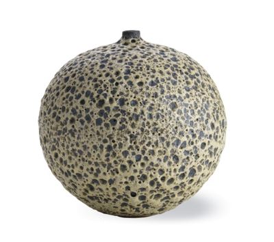 Volcanic Apple Bottle
