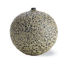 Volcanic Apple Bottle