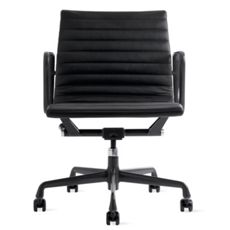 Eames�� Aluminum Group Management Chair