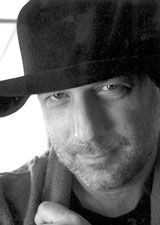 Black and white picture of Ron Arad