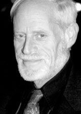 Black and white picture of Doron Lachisch