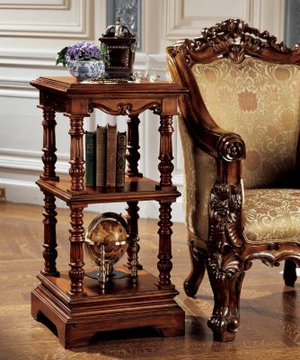 The Lord Pimlicoe Etagere