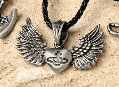 Arcane Realm: Coeur Noir Necklace