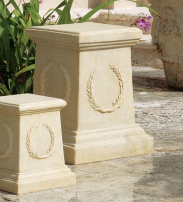 English Garden Sculptural Plinth