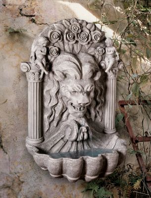 House of York Lion Sculptural Fountain