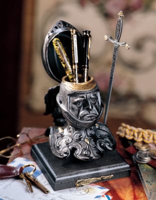 Elmo the Italian Scowling Knight Pen Holder