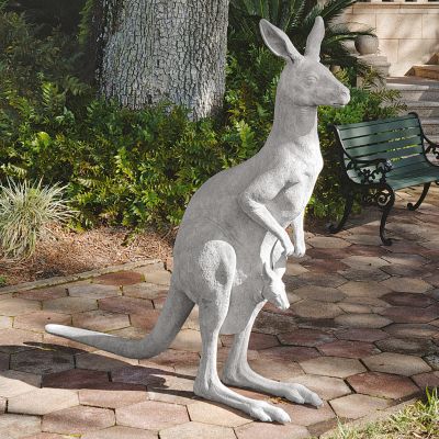 Australian Outback Kangaroo Garden Sculpture