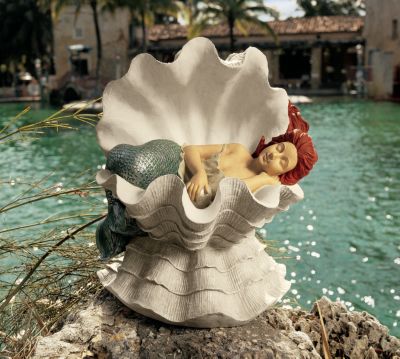 Gift of the Deep Statue