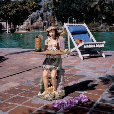 Hula Holiday Wahine Server