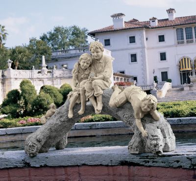 Lazy Days Sculpture
