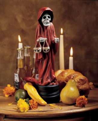 La Sant&iacute;sima Muerte Sculpture