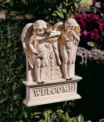 Villino Helene Cherubs Welcome Plaque