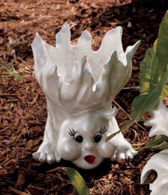 Gabriel Garden Ghoul Sculpture