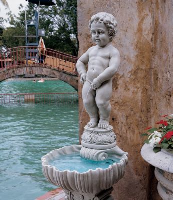 Manneken Pis Statue with Basin and Pump
