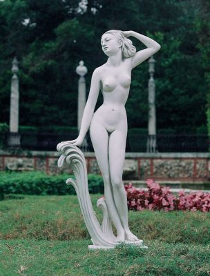 Mademoiselle Modele Garden Sculpture