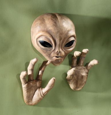 Roswell The Alien Plaque