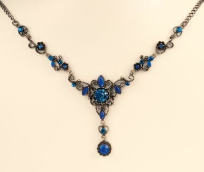 The Lady Anastasia Victorian Necklace and Earring Ensemble