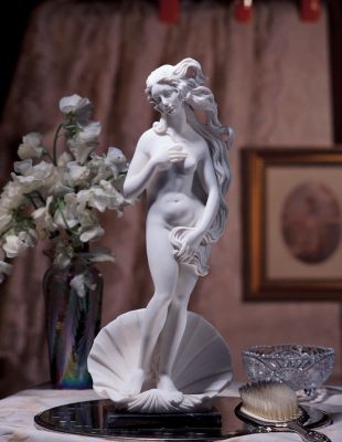 Birth of Venus Statue - Grande