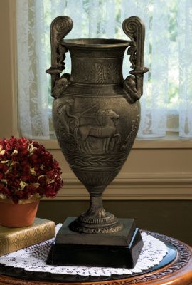 The Masters Chariot Amphora Urn