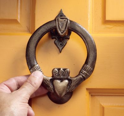 Claddagh Authentic Foundry Iron Doorknocker