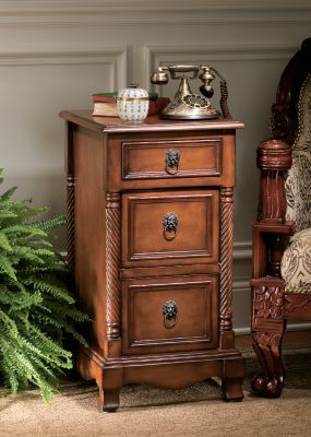 Lord Chesterfield Side Table