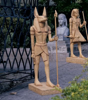 Grand Temple: Giant Anubis Sculpture