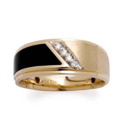 Mens' Black Onyx and Diamond Ring in 14kt Yellow Gold. Size 9 &mdash; Alt Image 1