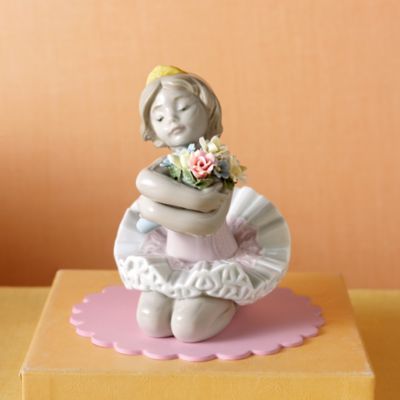Lladro "My Debut"  &mdash; Alt Image 1