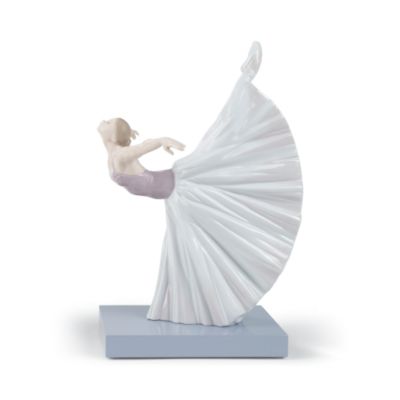 Lladro "Giselle" &mdash; Alt Image 1