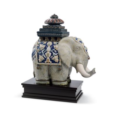 Lladro "Siamese Elephant"  &mdash; Alt Image 1
