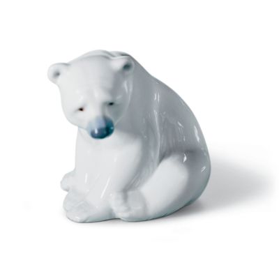 Lladro Seated Polar Bear Figurine &mdash; Alt Image 1
