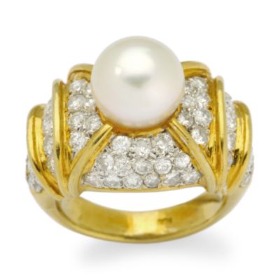 C. 1980 Vintage Cultured Pearl Ring With Pave Diamonds In 18kt Yellow Gold. Size 4.5 &mdash; Alt Image 1