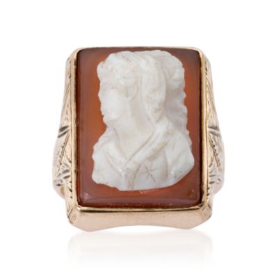 C. 1930 Vintage Agate Cameo Ring In 14kt Yellow Gold. Size 7.5 &mdash; Alt Image 1