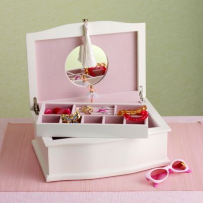 Reed & Barton Musical Ballerina Jewelry Chest &mdash; Alt Image 1