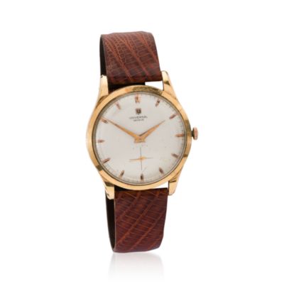 C. 1950. Vintage Universal Geneve Men's Watch in 18kt Yellow Gold. 8" &mdash; Alt Image 1