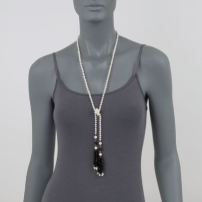 Pearl Lariat Necklace With Black Onyx Tassels in 14kt Yellow Gold &mdash; Alt Image 3