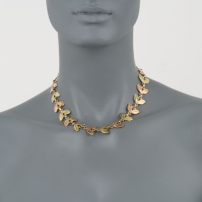 C. 1940 Vintage 14kt Two-Tone Leaf Necklace. 16.5" &mdash; Alt Image 2