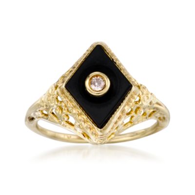 C. 1970 Vintage Onyx Ring In 14kt Yellow Gold. Size 5.5 &mdash; Alt Image 1