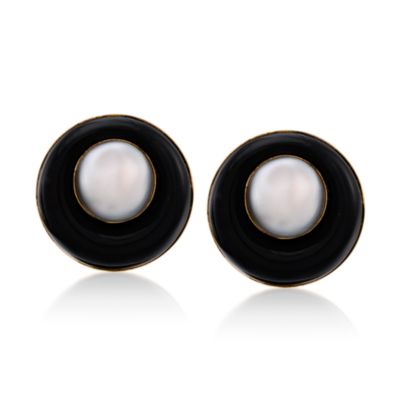 C. 1980 Vintage Vintage Black Onyx and 16mm Cultured Pearl Earrings In 14kt Yellow Gold &mdash; Alt Image 1